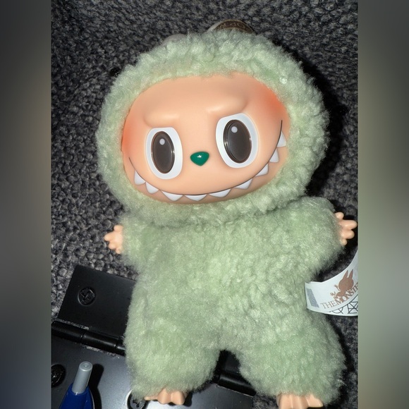 Labubu Monsters Exciting Tasty Macarons - Picture 7 of 7